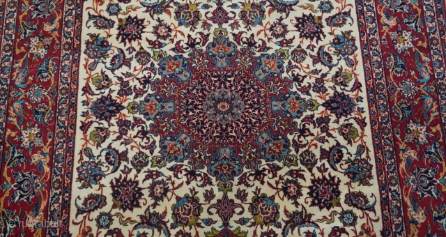 Antique Isfahan Persian Rug, size is (4'10" x 7'5" ft.) ca. 1880s, kurk wool pile & silk foundation.               