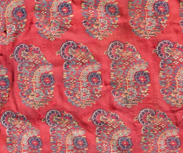 Detail - Wool weaving, Kashmir (n. India), 1st half 19th c.                      