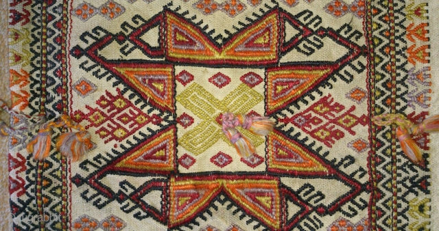 Antique Anatolian Bag, no: 128, size: 44*44cm, circa 1900 or later, wool and wool.                   