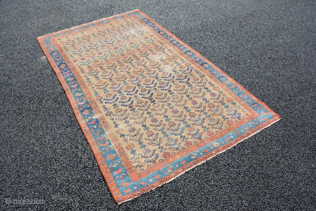 A nice Malayer with nice pattern, size is 208 x 127 cm                     