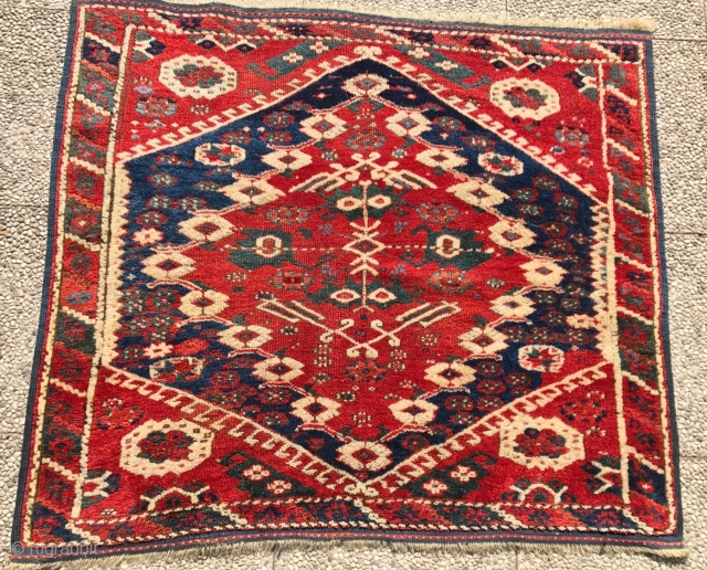 ANTIQUE  ANATOLIAN KIZ BERGAMA  CM 1.15 X 1.01  NATURAL  COLORS  ORIGINAL  KILIMS               