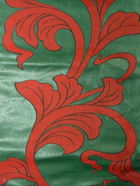 ‘Art Nouveau’ silk urushi Obi, Japan, Showa (circa 1940), cm 353x31. The ‘obi’ is a sash for traditional Japanese dresses, and a part of kimono outfits. This one is a so-called ‘nagoya  ...