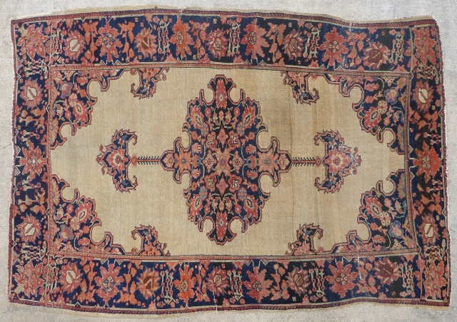 Antique Fereghan / Farahan / Ferahan rug.  Late 19th century to early 20th century. Beautiful design with interesting small secondary borders. Most colors are probably natural though one end has a  ...