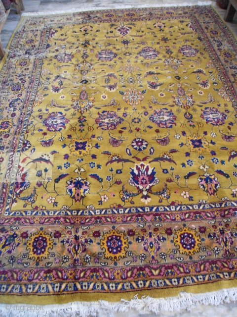 CIRCA 1920S AGRA CARPET
HANDMADE, 8FTX11 FT
CONDITION: HOLES AT SOME PLACES,WASHED
FREE WORLDWIDE SHIPPING                     