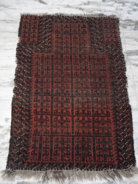 antique baluch prayer rug 

size : 3'x5' Approx.                         