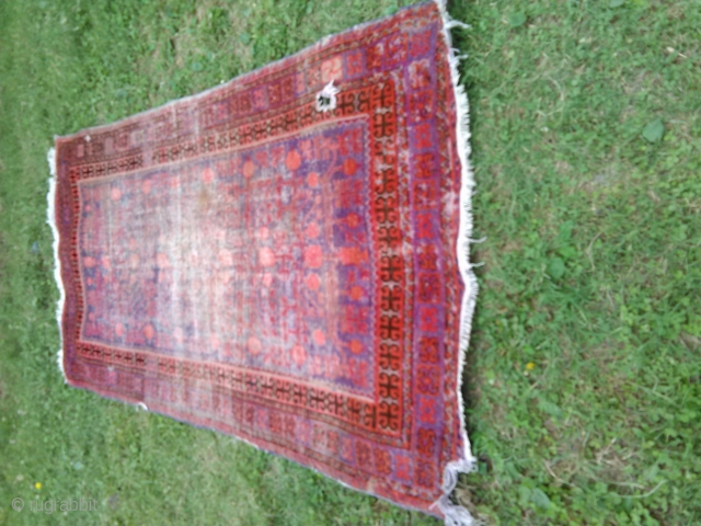 Antique khotan rug
4 x7ft                             