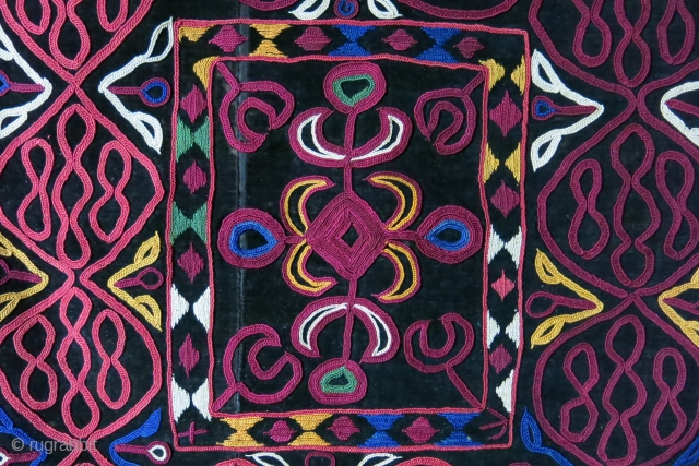 Kirgiz Mirror cover - silk embrooidery on velvet with mirror backing. size: 23" X 23.5" - 60 cm X 58 cm. Circa - early 20th cent.       