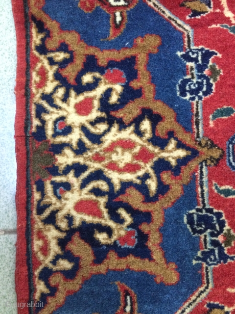 Very nice Esfahan small carpet size 160x108cm                          