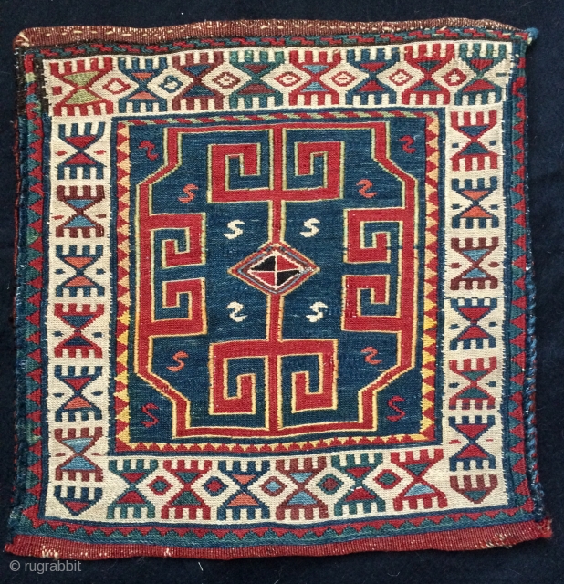 Shahsavan khamamlu bag size 32x31cm                            