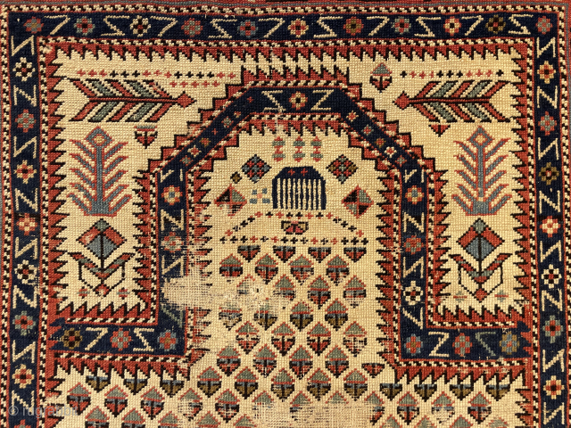 Marsahali Shirvan prayer rug circa 1820 or 1840s. Size 140x80cm .                      