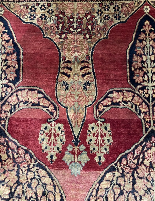 Very different laver kirman rug size 160x117cm                          