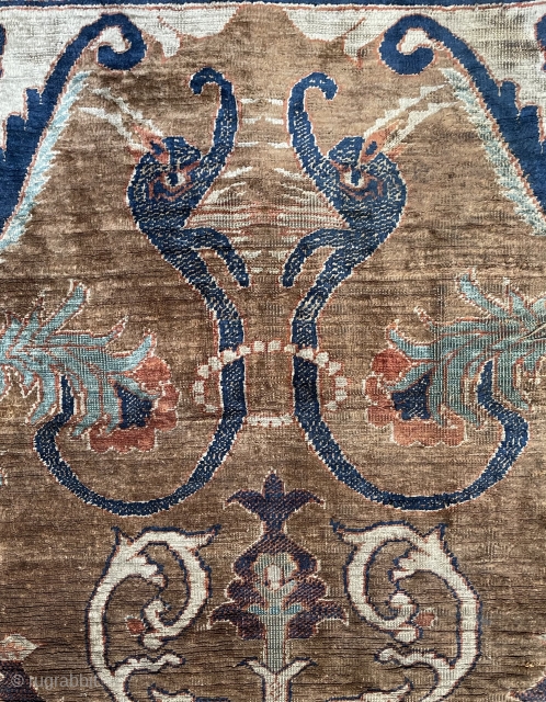 Dragon Heriz silk carpet 190x127cm                            