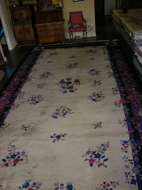 1910's Chinese Rug in exellent condition 10X19.9                          