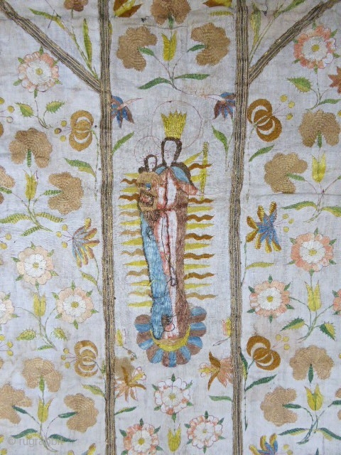 Indo Portuguese Christian Chasuble from China (Macao?)for export

very enigmatic chasuble embroidered potentially Compagnie des Indes Indo - Portuguese for Christianity. Embroidery of silk embroidery with a beautiful Virgin and child on a  ...