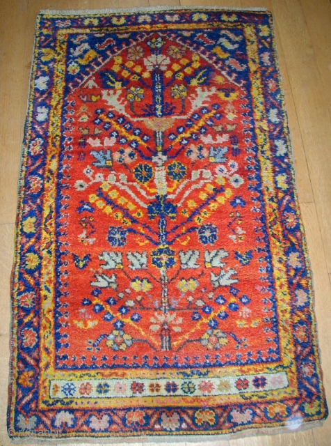 Nice small anatolian Kula prayer rug. Size: 125 x 76 cm. Good condition.                    