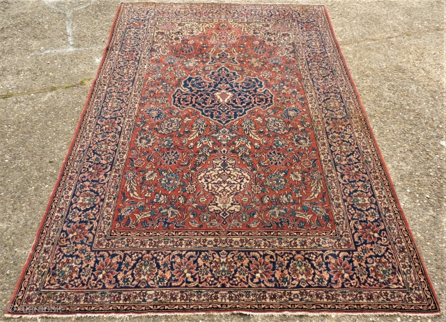 Rare and extreme fine knotted Sarough Prayer rug. Size: 145 x 225 cm. Not cleaned. Used  Shirazi.               