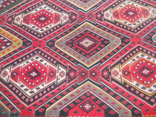 Big, old Sarkoy Pirot kilim, measuring 405 to 330cm, with damage on one side. 

                  