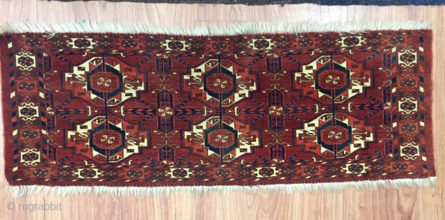 A exquisite Torba conceived by womens of the Tekke Turkoman,Who produced the finest and most imaginative rugs of the west Turkestan knotting area.
Sold.          