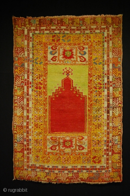 A fantastic Central Anatolian Prayer Rug some natural dyes size 160x105 cm                     