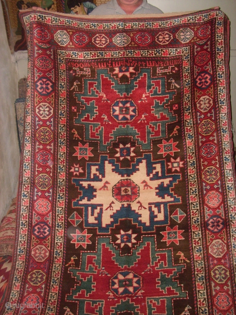 ARMENIAN RUG.LEZGEE STAR DATED 1900. MIINT CONDITION . FUOL PILE, NEVER UESD GRAET COLOR 130-280CM COLLETERS PIC GRAET RUG              