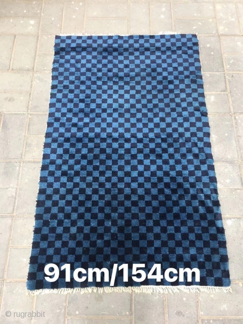 Tibetan rug, two blue square checker board veins. Good age and condition. Size 91*154cm (35*60”)                  