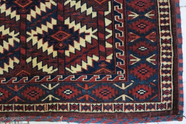 Turkmen Asmaligh Wool on Wool Age about 120 years Size 70 x 122 SOLD                   