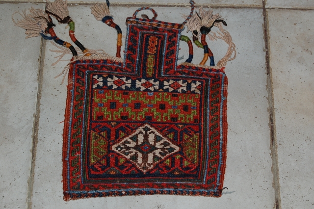 A BEAUTIFUL SUMAK SALT BEG ( NAMAK SHAN SUMAK ) IN A VERY GOOD CONDITION WITH NATURAL COLOURS. THE SIZE IS 32 X 28. FOR MORE INFORMATIONS, PLEASE CONTACT ME   