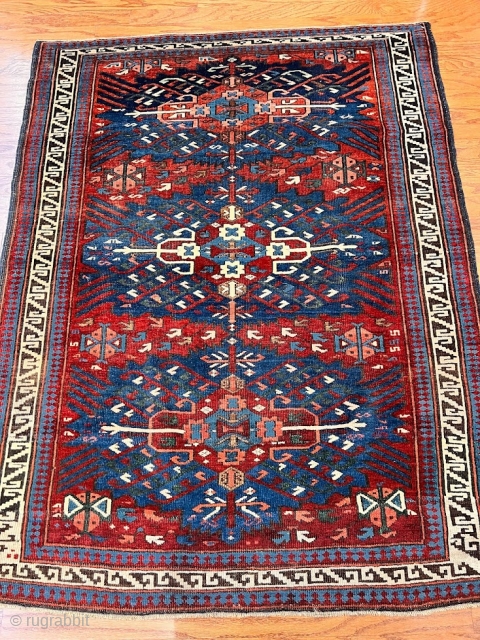 2722 Zeshuer Kuba Caucasian 100% wool
Size: 5' X 3'10"
Excellent Condition all natural dyes. 
Cir:1890



                   