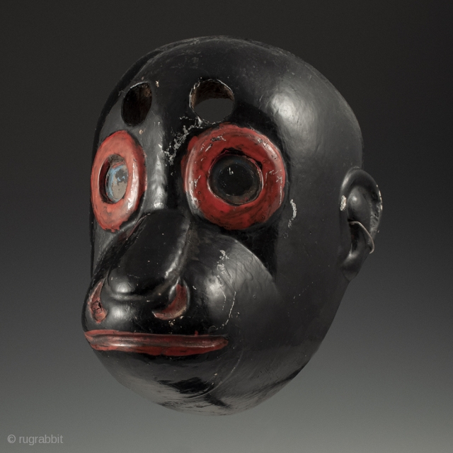 Monkey mask, Guatemala. Wood, paint, glass, 7.5″ (19 cm) high by 6.25″ (16 cm) wide, early to mid 20th century.

This ‘monkey’ mask was used in the ‘Costeño’ and ‘Baile de los Animales’  ...