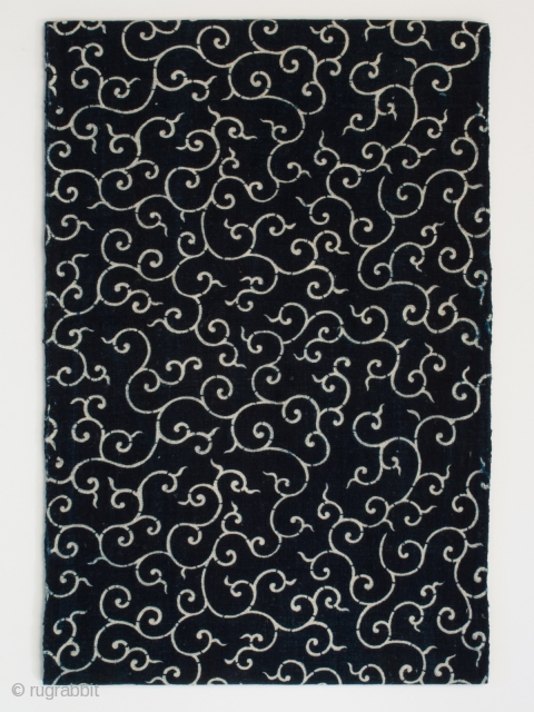 Katazome strip,
Japan.
Hand loomed cotton, indigo.
64.5" long (163 cm) by 12.75" (32.3 cm) wide.
Late 19th to early 20th century.
Ex Fifi White, Berkeley, California.

Katazome refers to the resist dye technique using rice paste and  ...