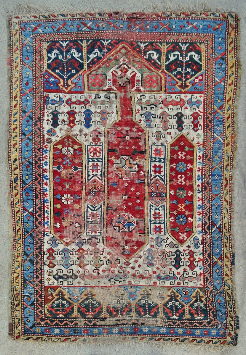 Bergama Prayer rug - early example of a small group of known triple ...