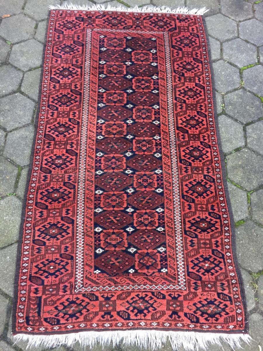 Beautiful antique Baluch rug, good quality, size: 172x94cm / 5'7''ft x