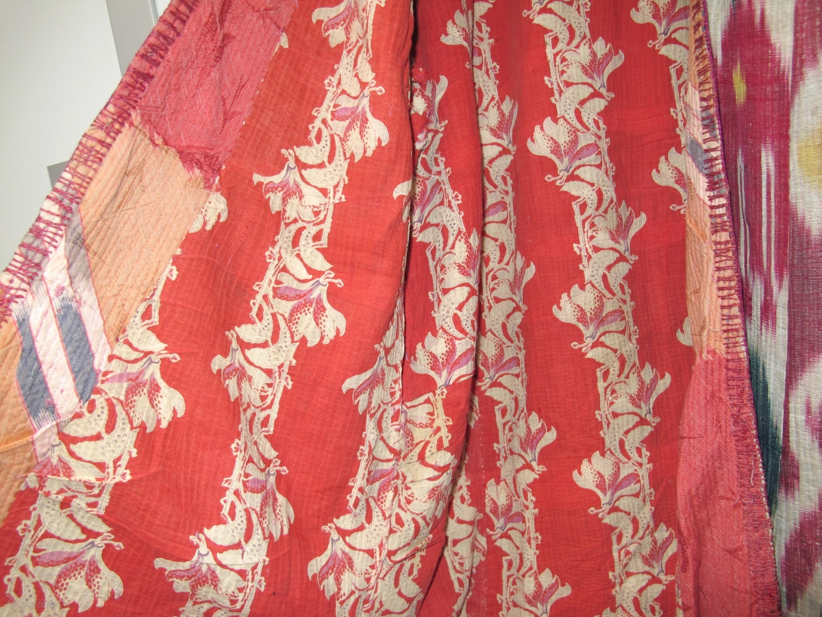 Antique Uzbek Silk Chapan, 19th century, Good condition, Size: 130 cm ...
