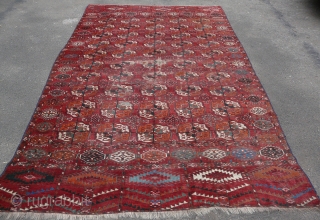 Beautiful Tekke main carpet, circa 1850.                           