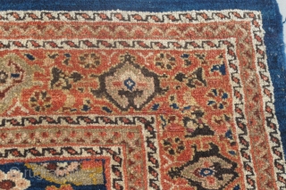 Very rare 19th century 'Ziegler' Rug 2.56m x 1.50m (8'4" x 4'11"). Excellent condition, and super decorative. Clean and ready to go into your setting!        