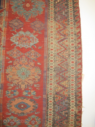 19th century Soumac Carpet with 4 medallions, East Caucasus, 2.86m x 2.28m (9'3" x 7'6"). Really good colours. Corrosion to the browns, otherwise in generally good condition. Needs cleaning and some attention  ...