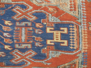 19th century Soumac Carpet with 4 medallions, East Caucasus, 2.86m x 2.28m (9'3" x 7'6"). Really good colours. Corrosion to the browns, otherwise in generally good condition. Needs cleaning and some attention  ...