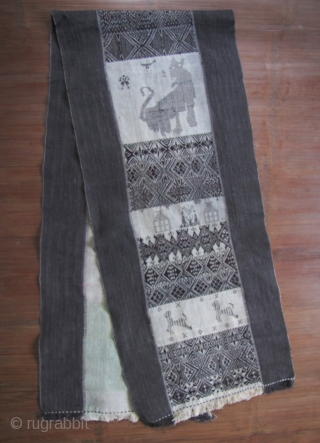 Chin Woman’s Cloth 2: Exceptionally rare woman’s shoulder cloth most likely from the Khami, Khuni or Mro Chin subgroups living in the Rakhine and Chin states, west Myanmar. Please note that the  ...