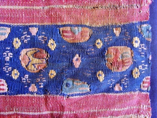 Coptic textile, 2th- 7th Century AD Egypt,



For more detailed photos see.      http://www.ekdecor.com/antique-coptic-textiles/1000200/                