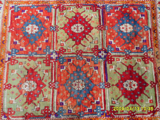 Anatolian Bergama Rug
Size: 195x155 cm.
Mail: makifhali@yahoo.com                           