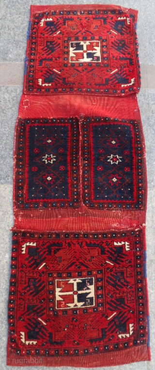 Antique Anatolian Bergama Saddlebag
Size: 137 x 46 cm.
Mail: makifhali@yahoo.com                        