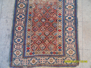 Antique Caucasian Kuba Runner
Size: 405 x 95 cm.
Mail: makifhali@yahoo.com                        