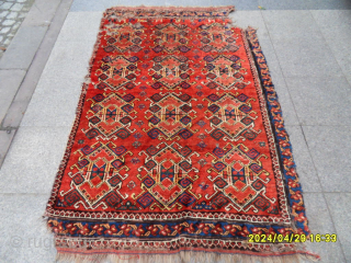 Antique Beshir Rug
Size: 190x123 cm.                            