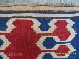 Antique Anatolian Kilim
size: 165x97 cm.                            