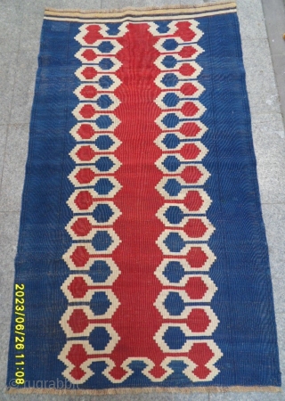 Antique Anatolian Kilim
size: 165x97 cm.                            