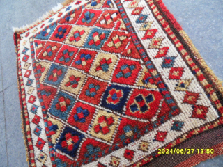 Antique Shiraz 
Size: 53x44 cm.                            
