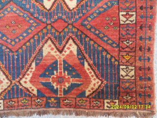 Antique Beshir Rug
Size:165x115 cm.
MAİL: makifhali@yahoo.com                            