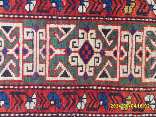 Antique Caucasian Karakasli Rug
Size: 175x117 cm.
Mail: makifhali@yahoo.com                          