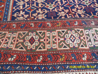 Antique Caucasian Karakasli Rug
Size: 175x117 cm.
Mail: makifhali@yahoo.com                          