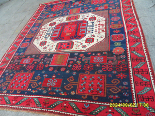 Antique Caucasian Karacoph Rug
Size:220x187 cm.
Mail : makifhali@yahoo.com                          